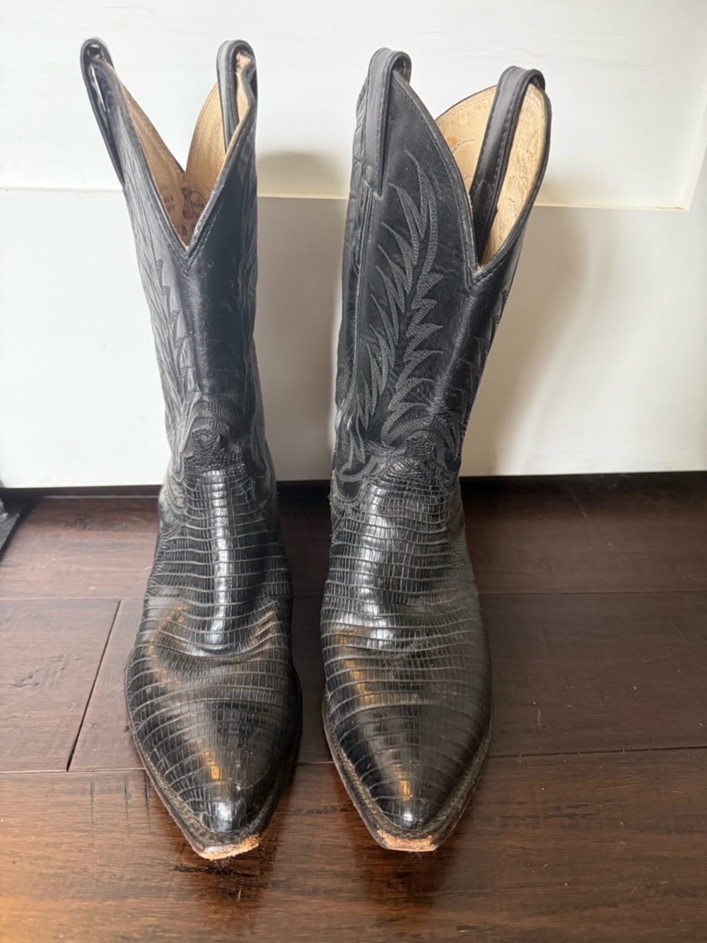 Justin Boots Black vintage Cowboy Boots